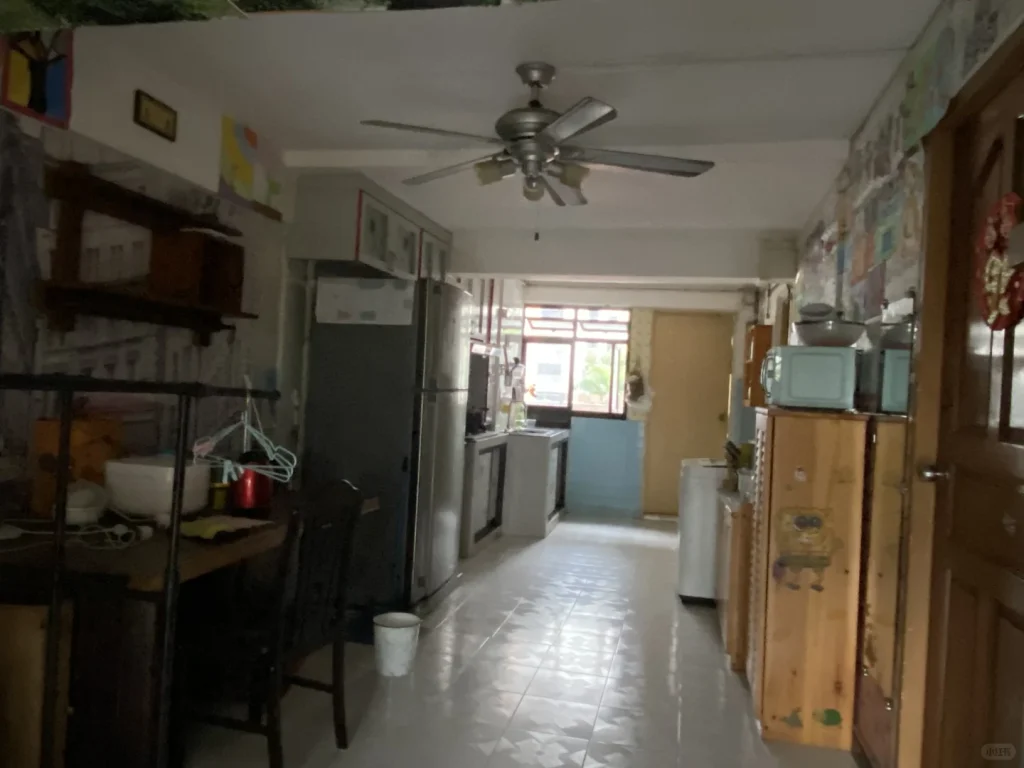 Two HDB rooms for rent near MRT, NUS and Curtin — Original photo 2