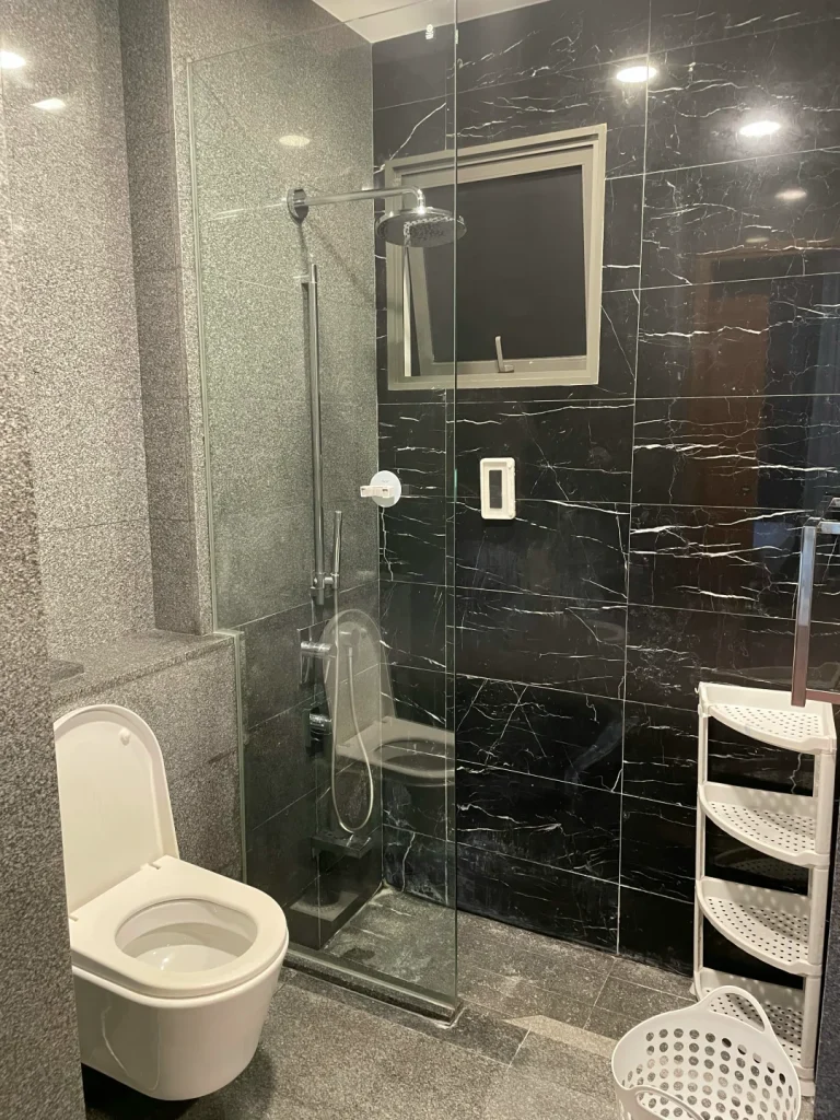 Near NUS and Curtin: 3 bedrooms, 2 bathrooms — Original photo 14